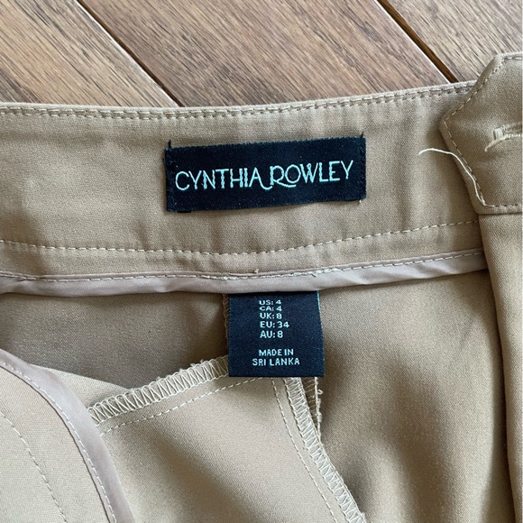 Cynthia Rowley Khaki Capri - Picture 4 of 4